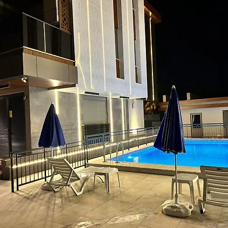 Grand Diker Port Apartament