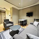Apartamento Grand Diker Port