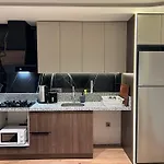 Grand Diker Port Apartamento *