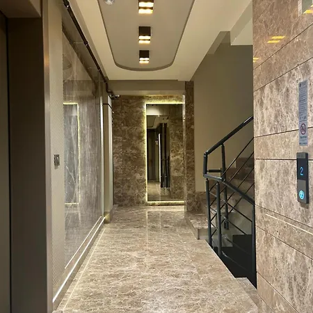 Grand Diker Port Apartamento *
